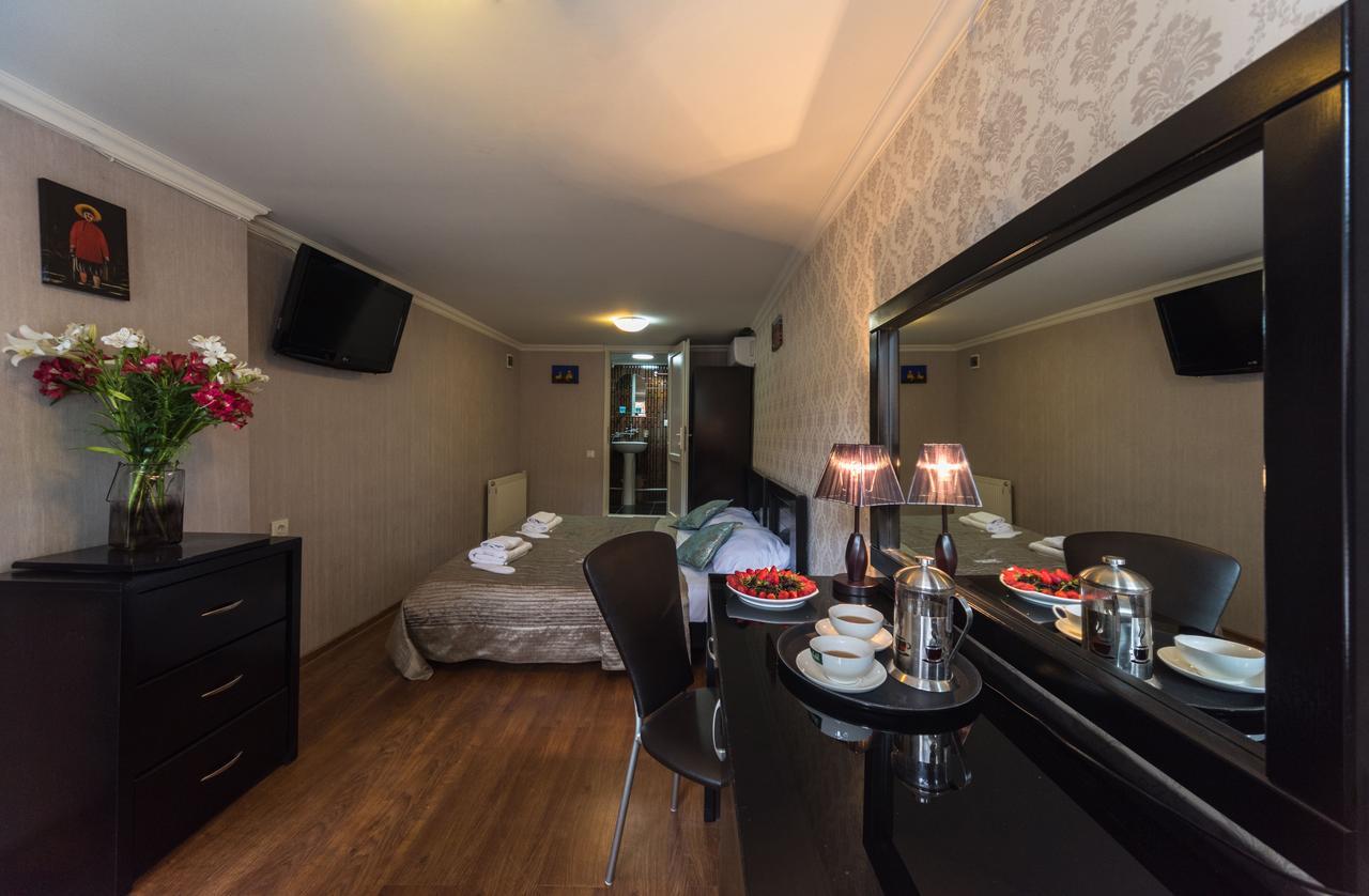 Gold Star Hotel Tbilisi Zewnętrze zdjęcie